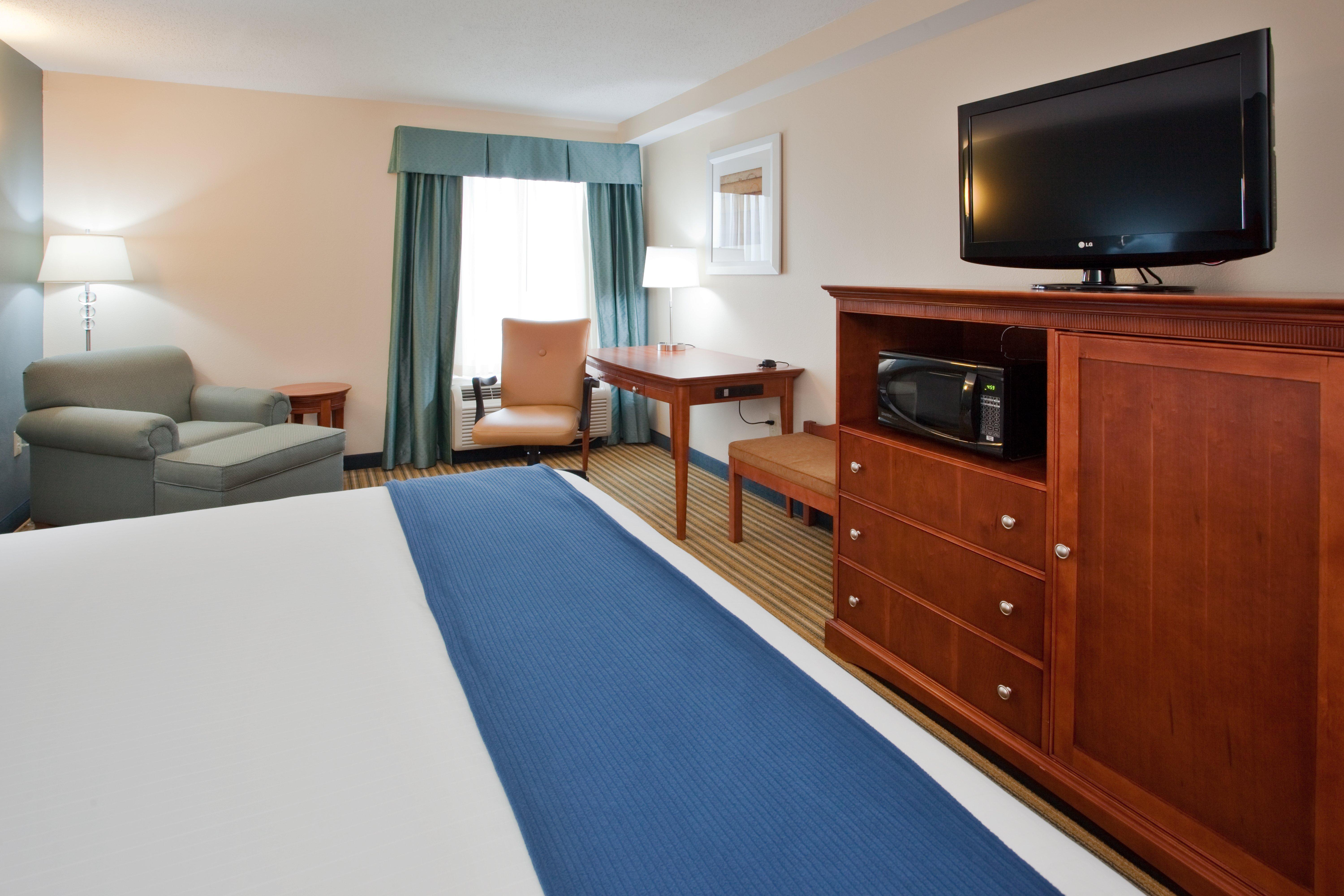Holiday Inn Express Hotel & Suites Fredericksburg By Ihg Εξωτερικό φωτογραφία