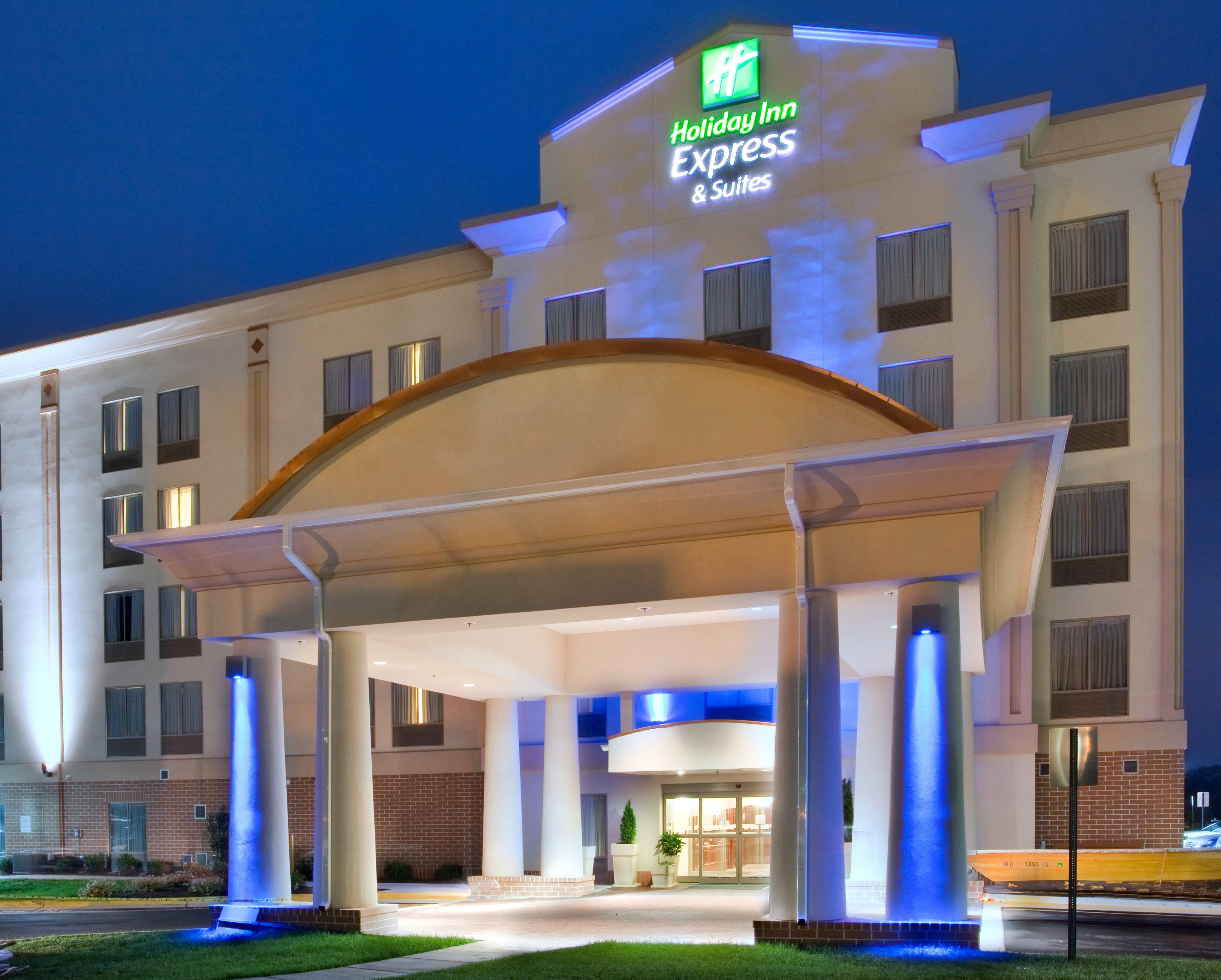 Holiday Inn Express Hotel & Suites Fredericksburg By Ihg Εξωτερικό φωτογραφία
