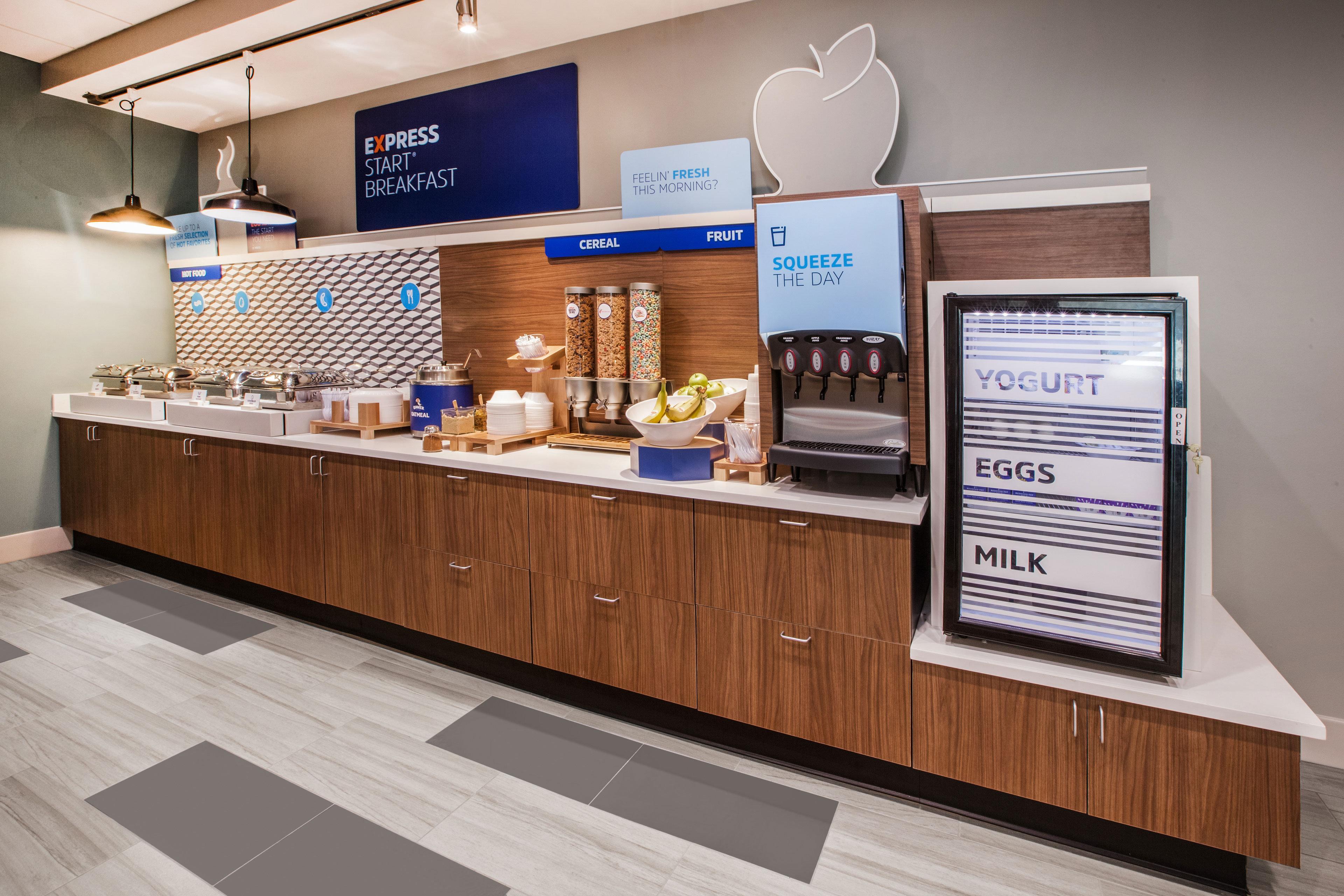 Holiday Inn Express Hotel & Suites Fredericksburg By Ihg Εξωτερικό φωτογραφία