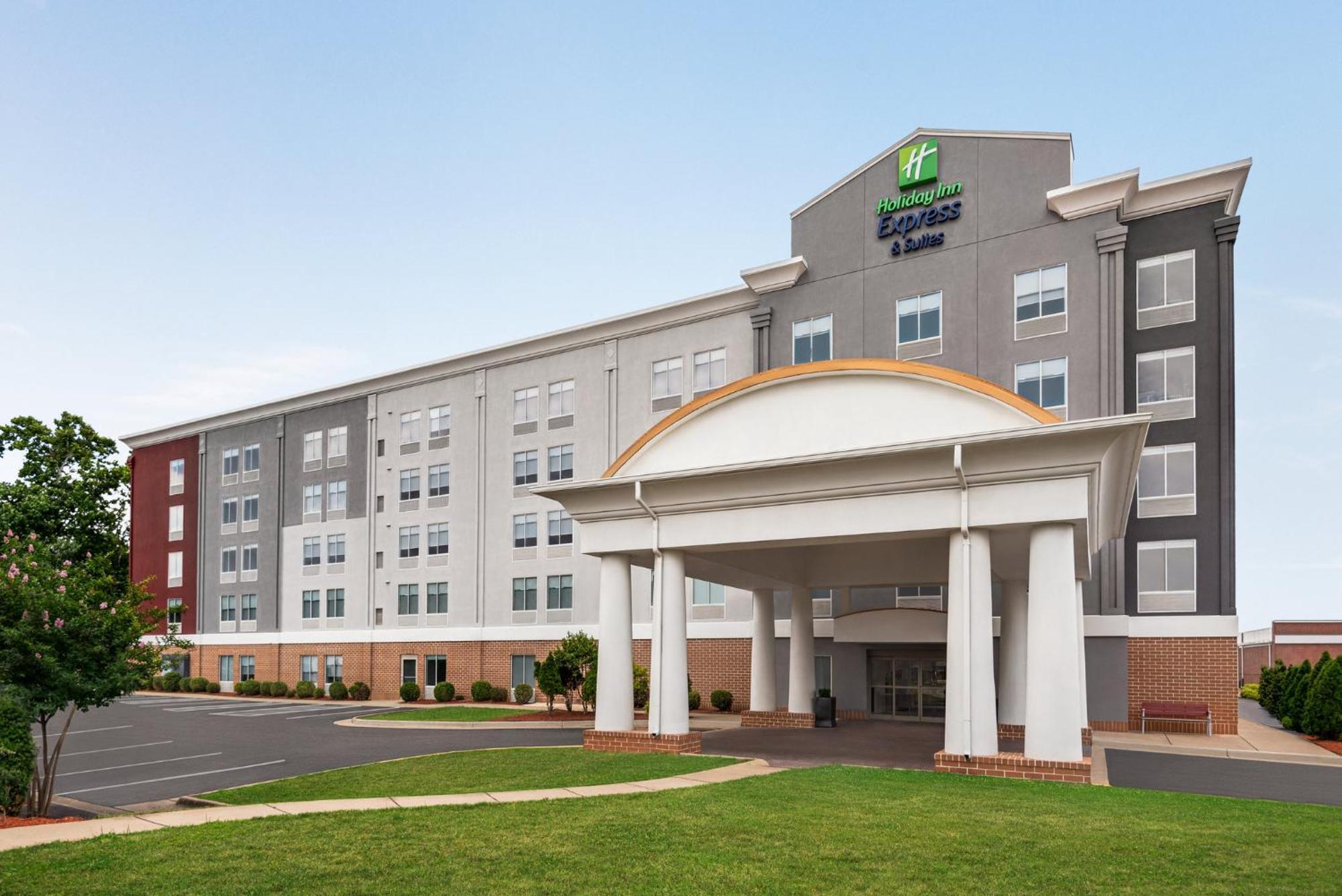 Holiday Inn Express Hotel & Suites Fredericksburg By Ihg Εξωτερικό φωτογραφία
