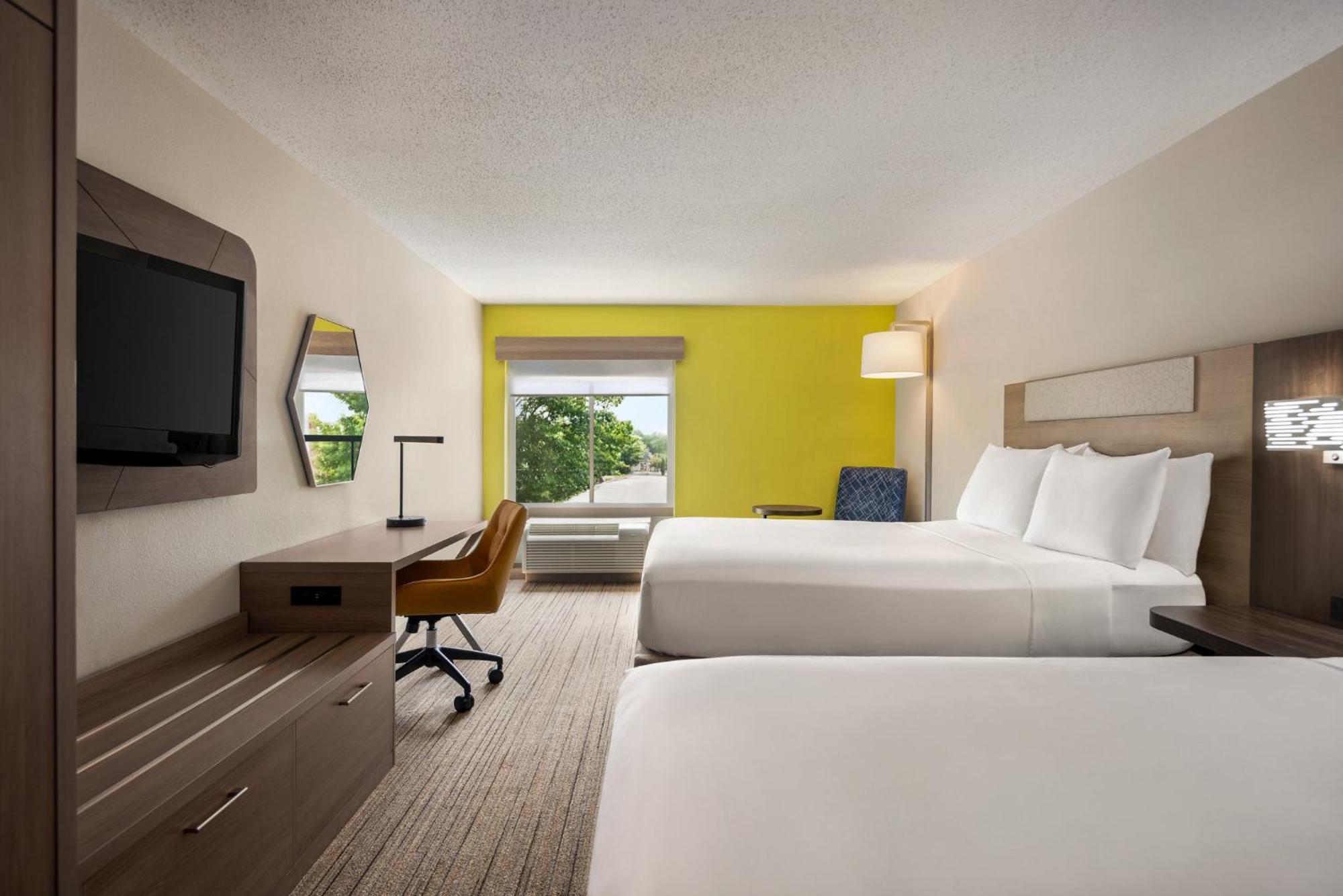 Holiday Inn Express Hotel & Suites Fredericksburg By Ihg Εξωτερικό φωτογραφία
